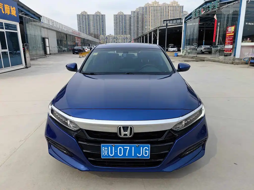 Honda Accord — фото 2