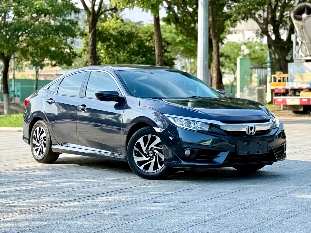 Honda Civic — фото 3