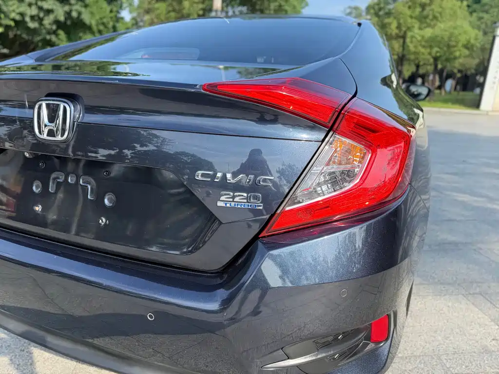 Honda Civic — фото 23