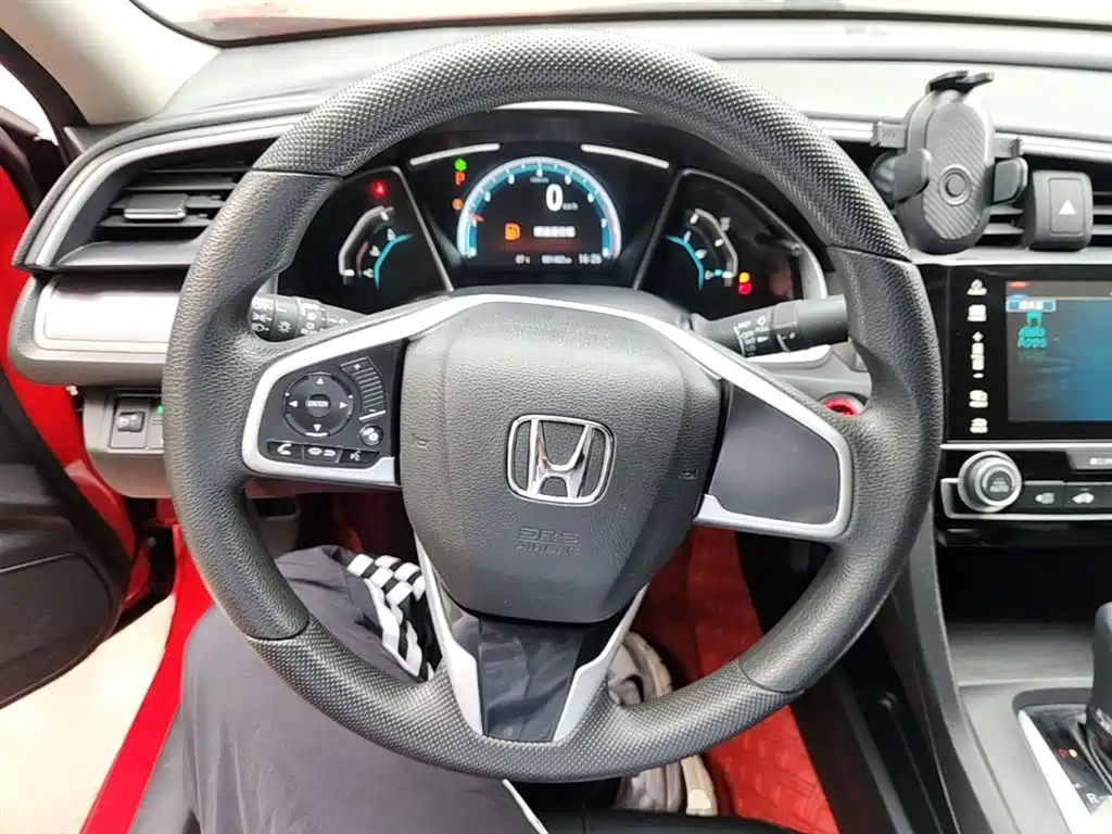 Honda Civic — фото 11