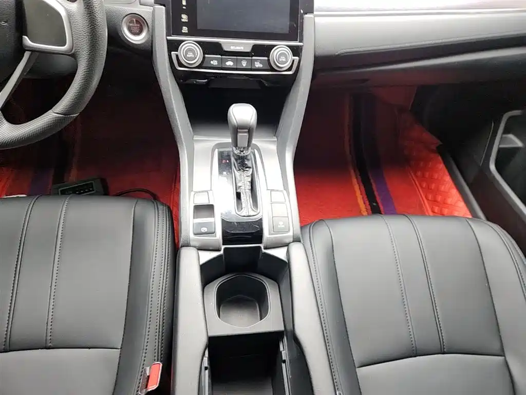 Honda Civic — фото 14