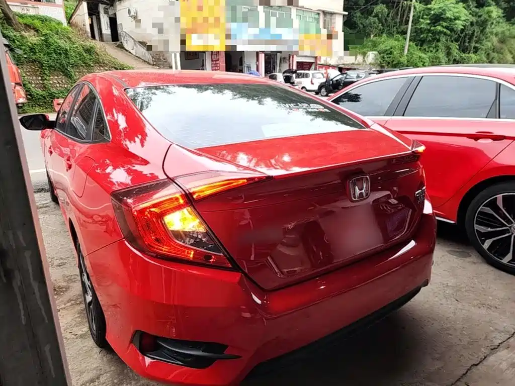 Honda Civic — фото 5