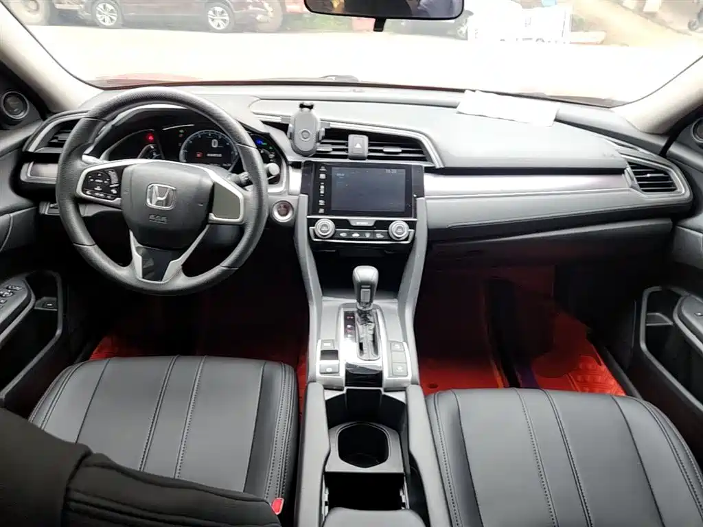 Honda Civic — фото 10