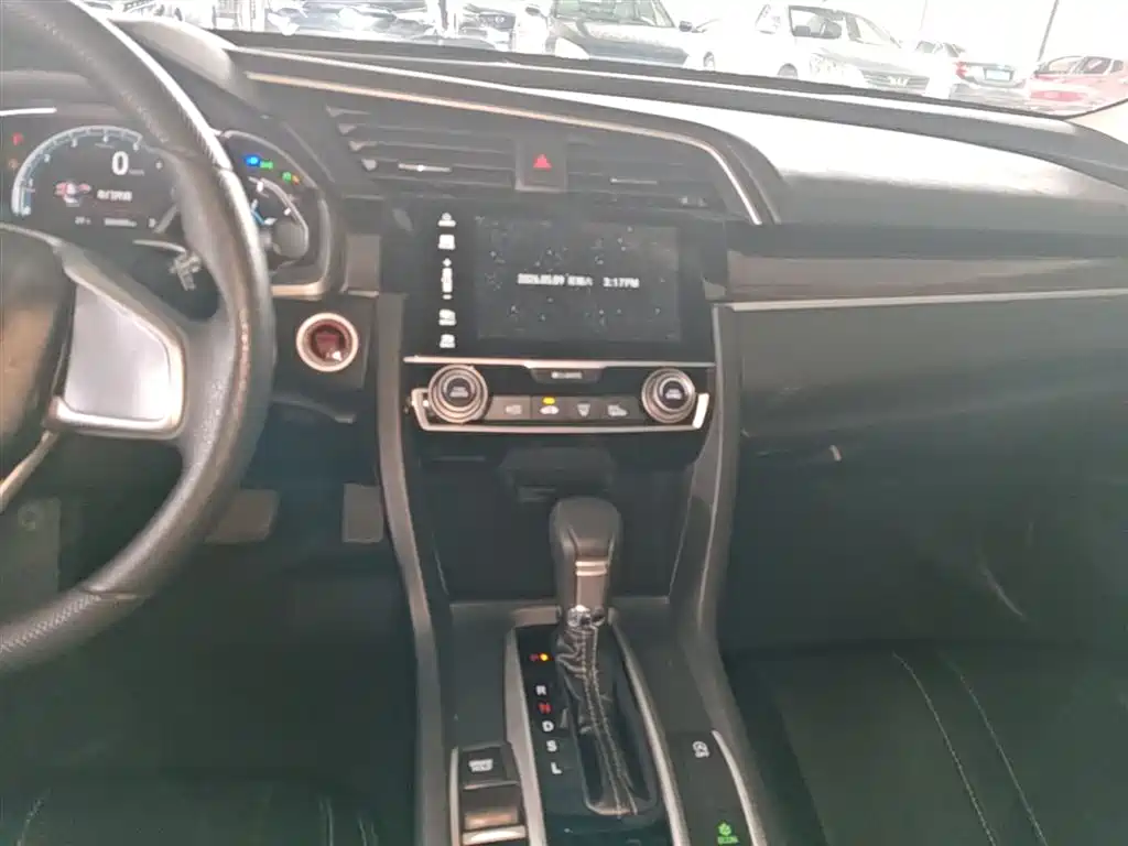 Honda Civic — фото 13
