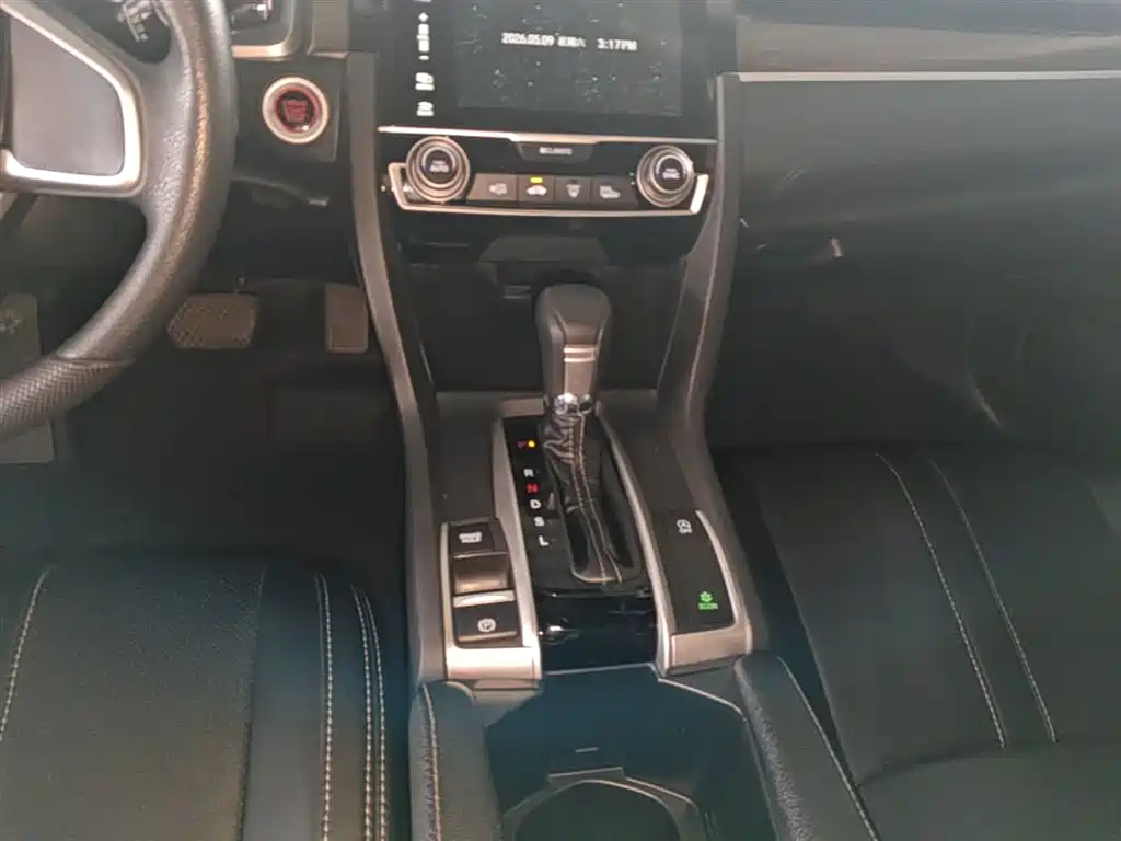 Honda Civic — фото 14