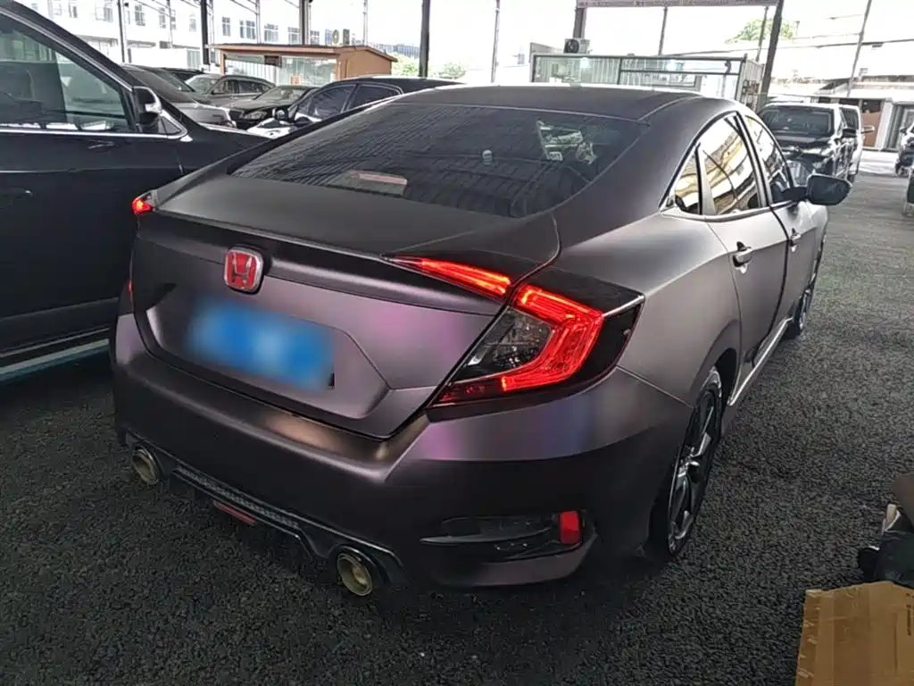 Honda Civic — фото 7