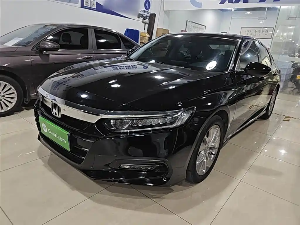 Honda Accord — фото 2