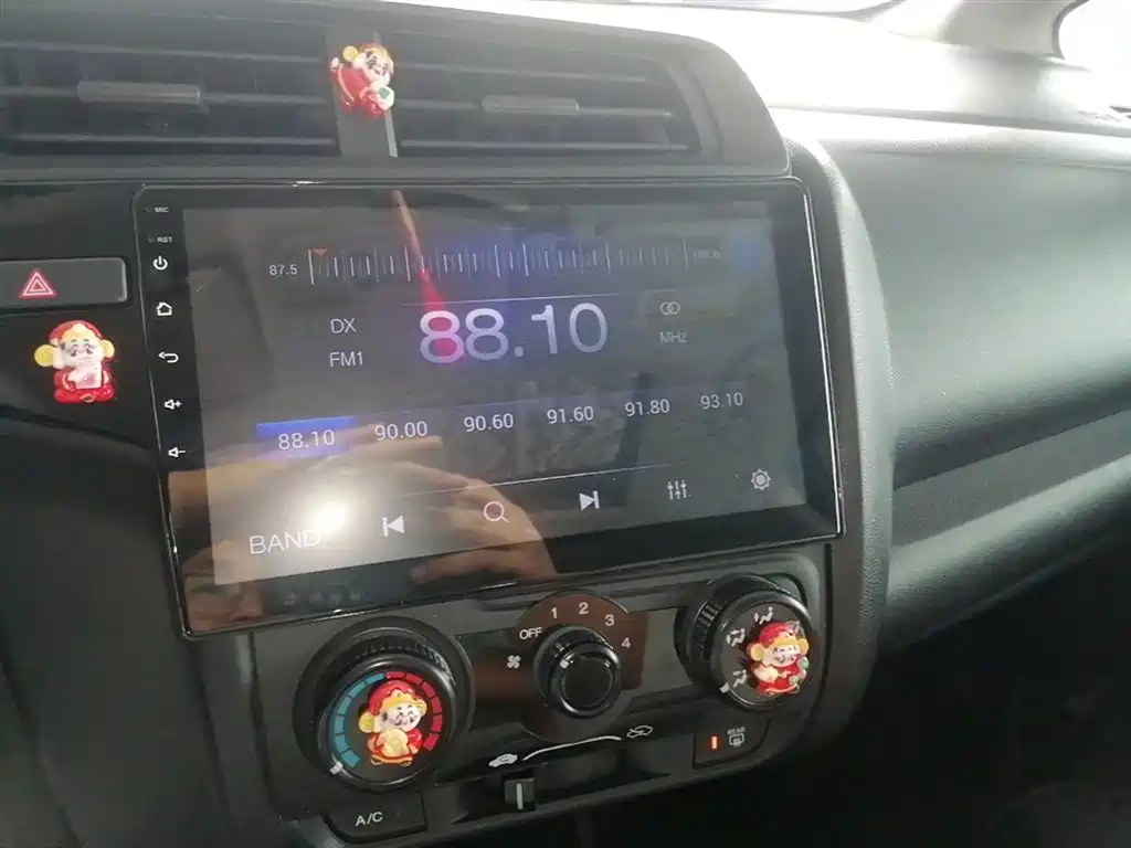 Honda Fit — фото 13