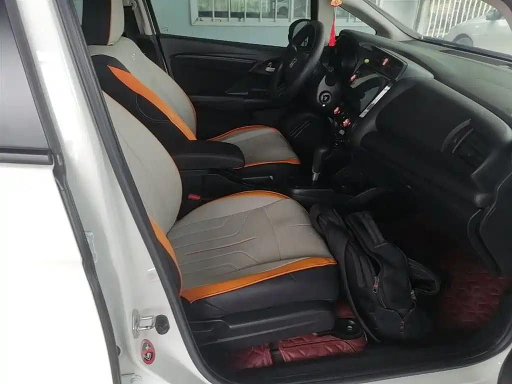 Honda Fit — фото 25