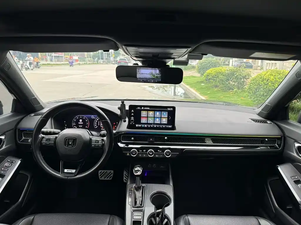 Honda Civic — фото 5