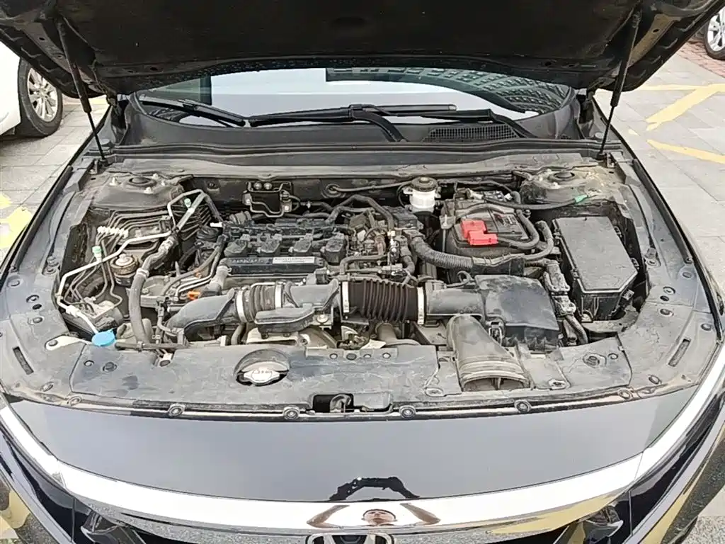 Honda Accord — фото 20
