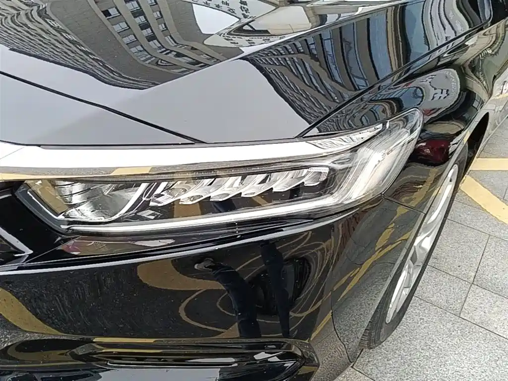 Honda Accord — фото 24