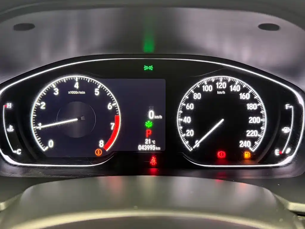 Honda Accord — фото 15
