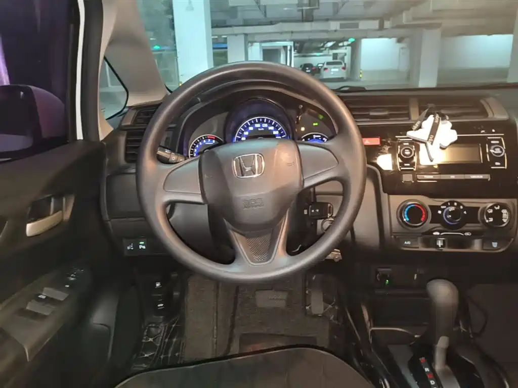 Honda Fit — фото 3