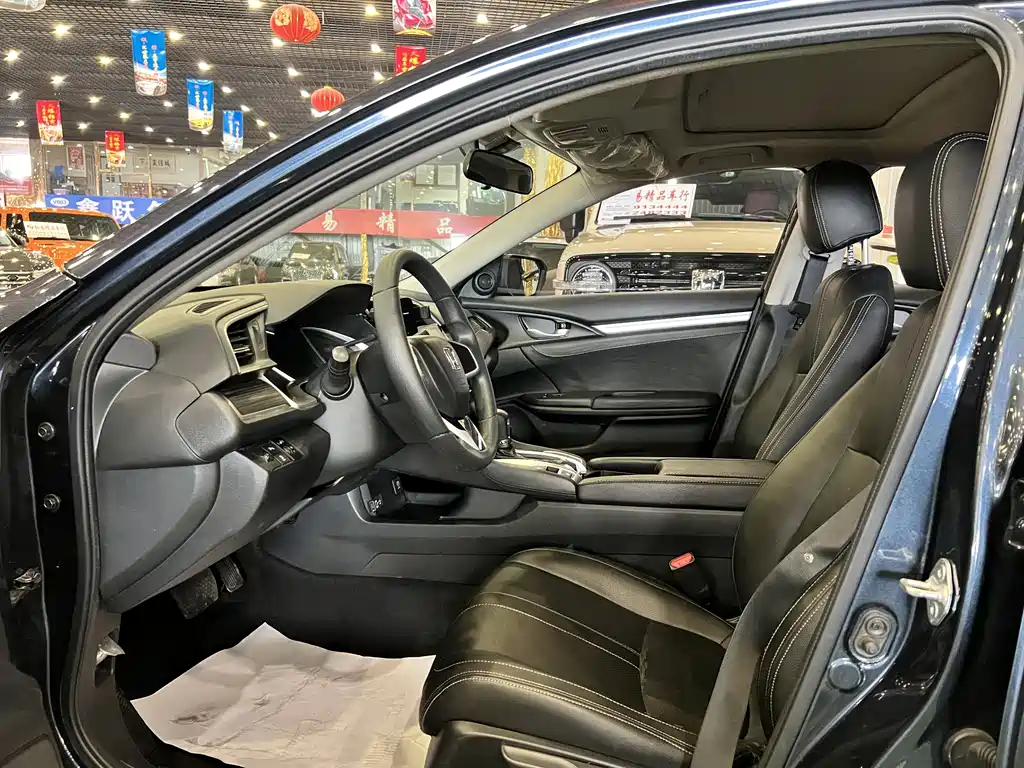 Honda Civic — фото 4