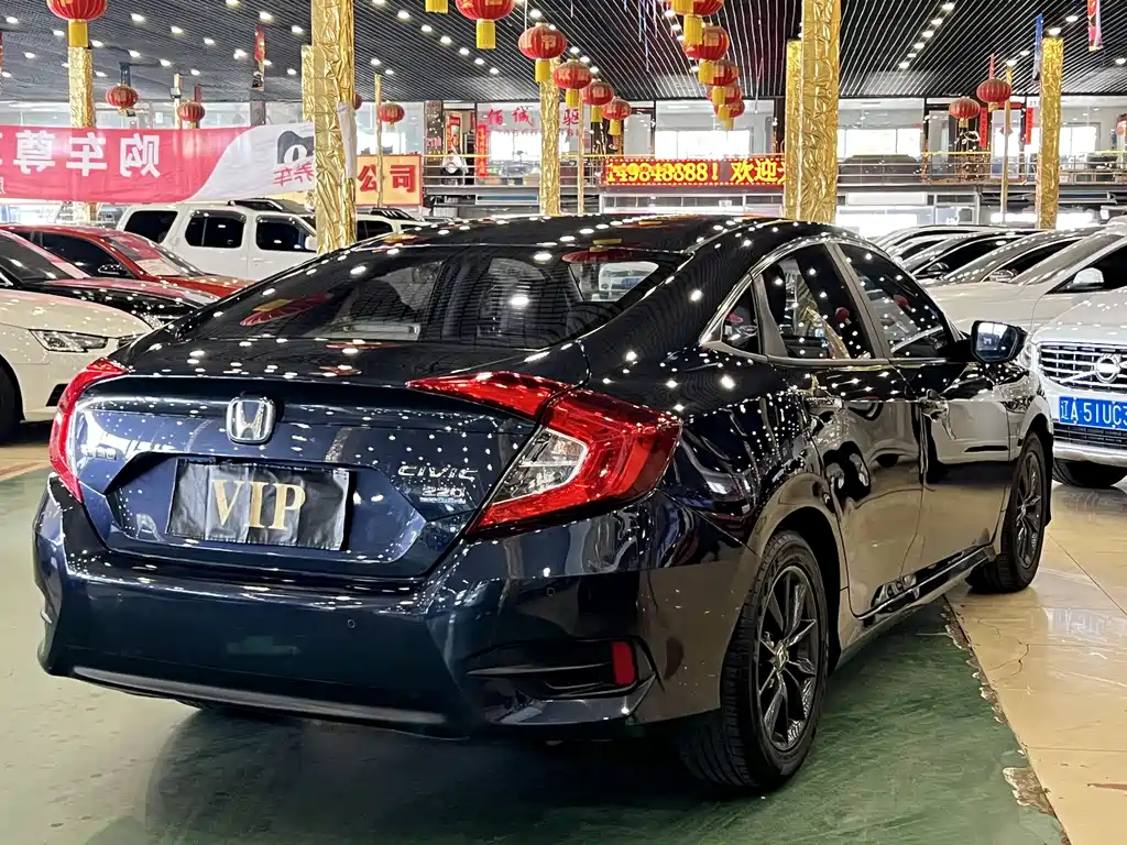 Honda Civic — фото 7