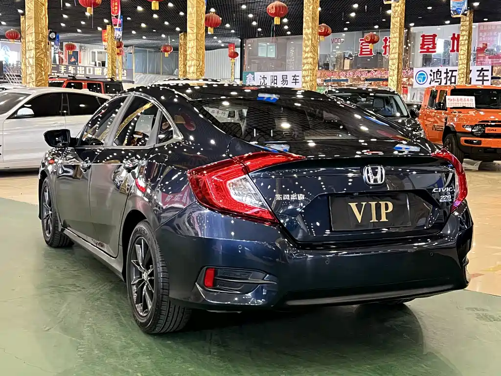 Honda Civic — фото 9