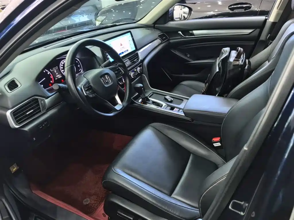 Honda Inspire — фото 15