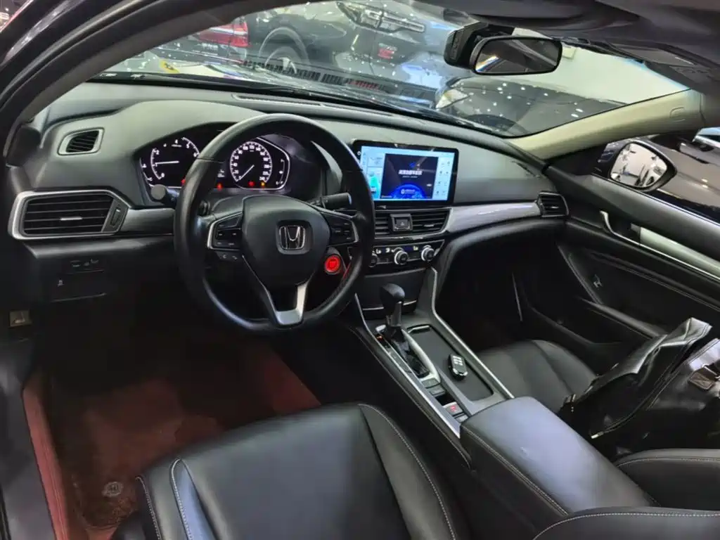 Honda Inspire — фото 10