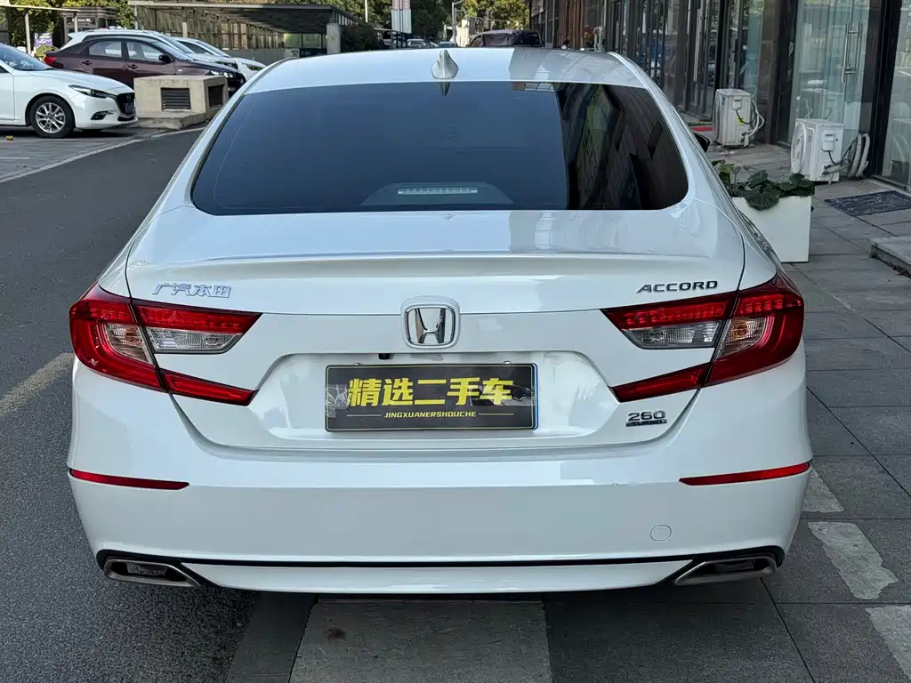 Honda Accord — фото 5