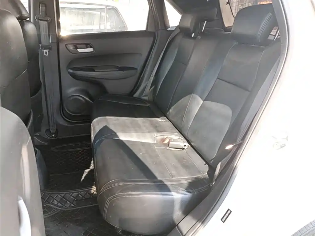 Honda Fit — фото 17
