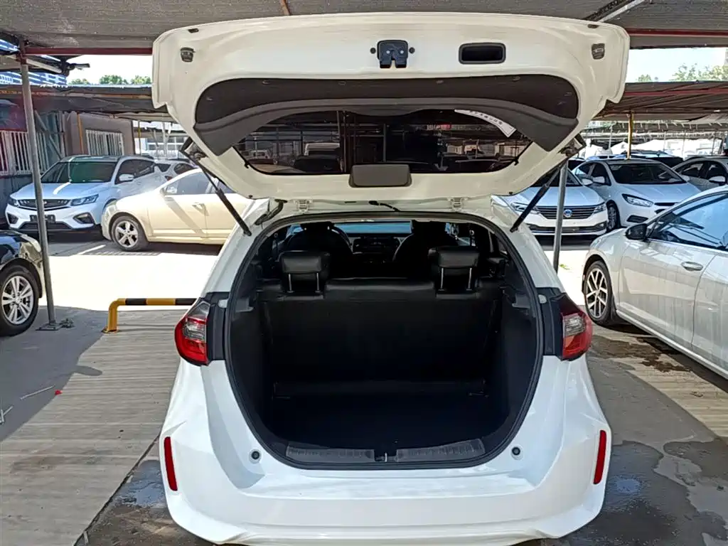 Honda Fit — фото 19