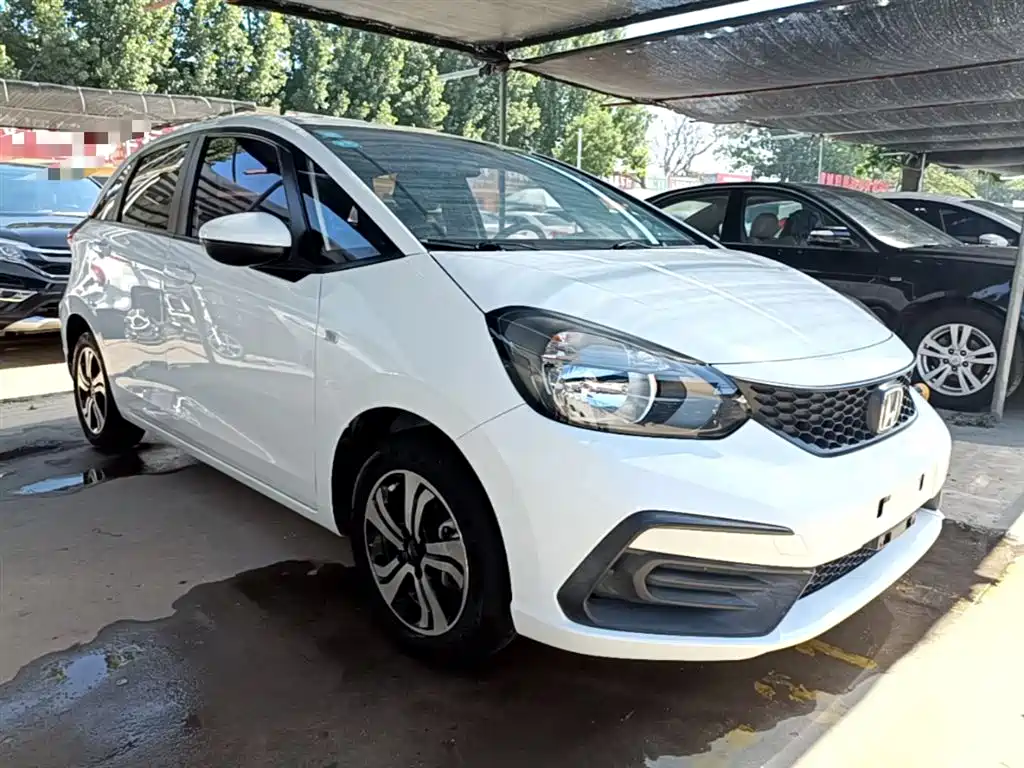 Honda Fit — фото 4