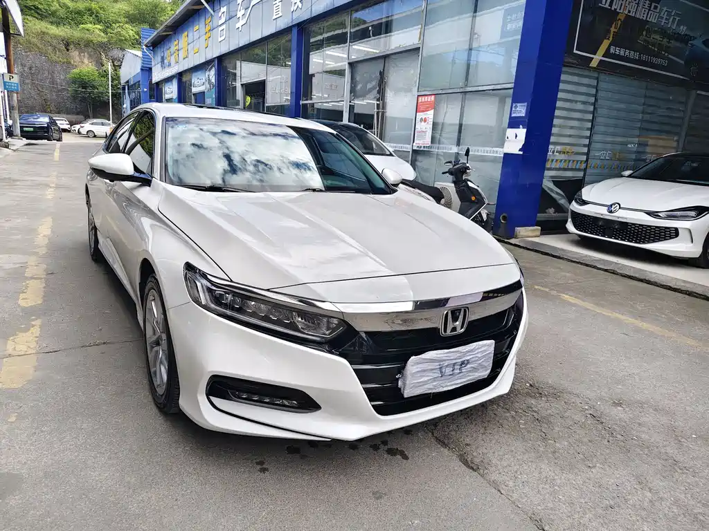 Honda Accord — фото 3