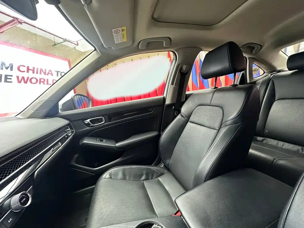 Honda Civic — фото 15