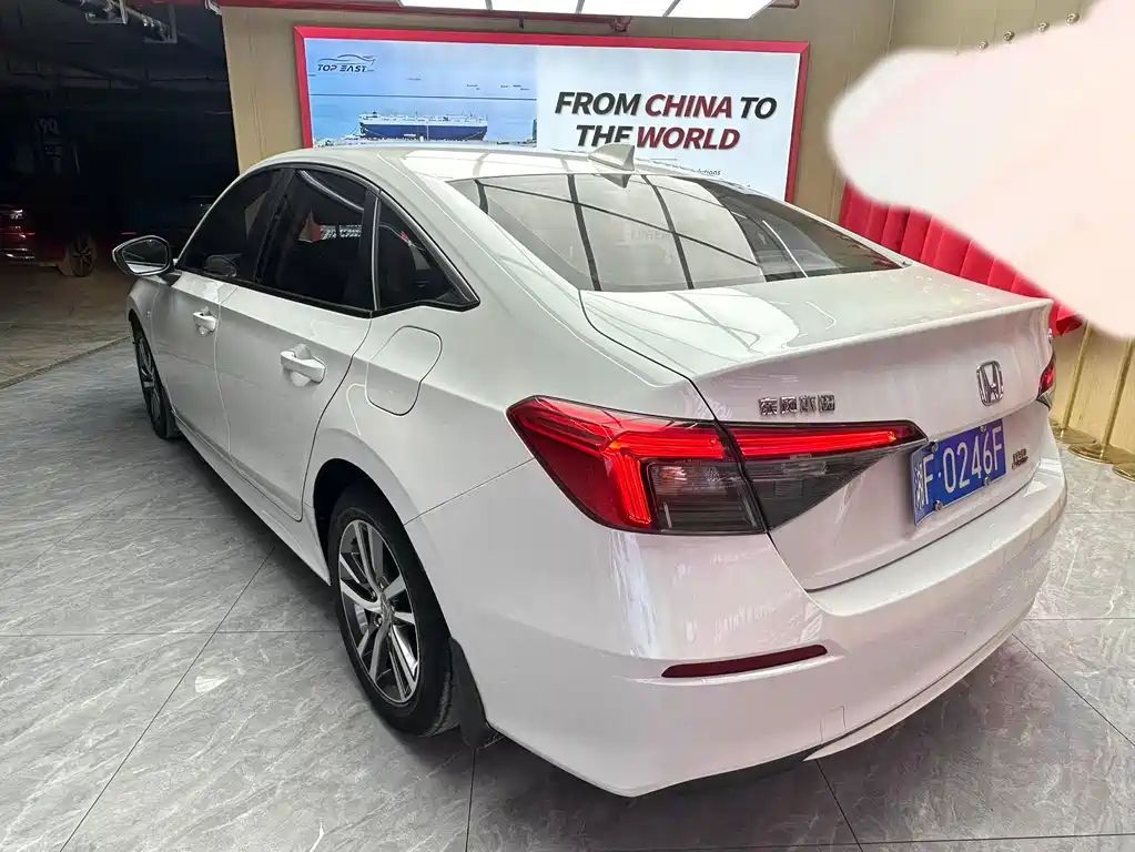 Honda Civic — фото 7