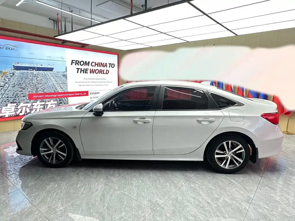Honda Civic — фото 8