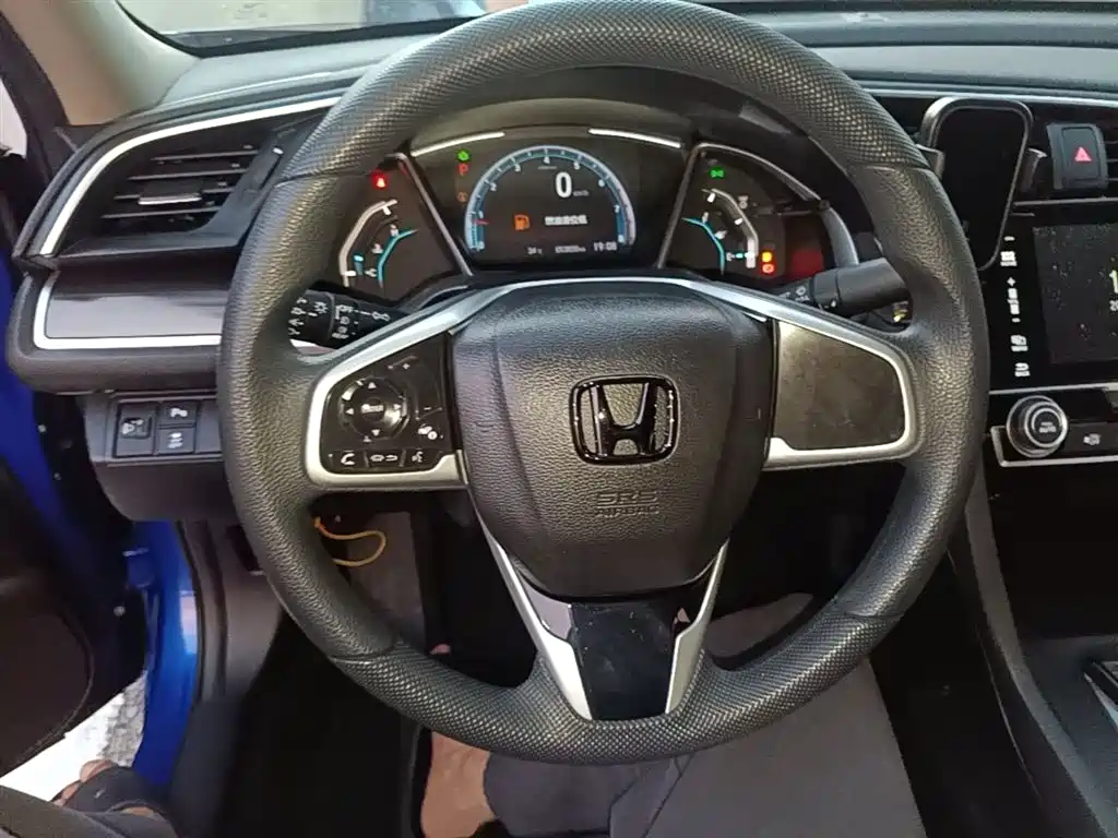 Honda Civic — фото 11