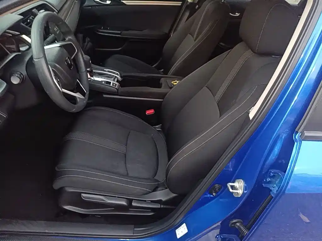Honda Civic — фото 15