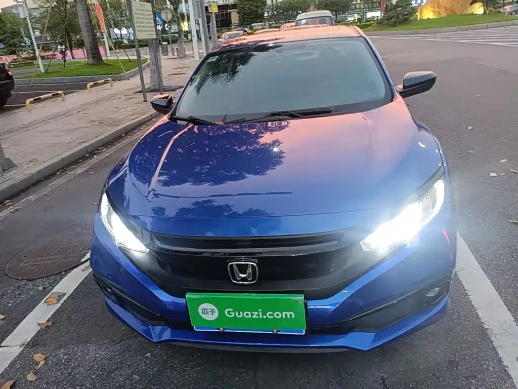 Honda Civic — фото 3