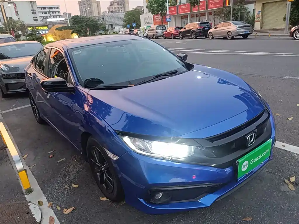 Honda Civic — фото 4