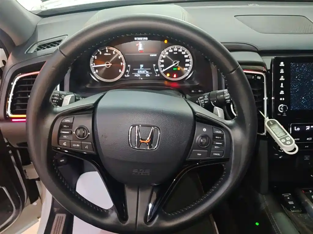 Honda UR-V — фото 11