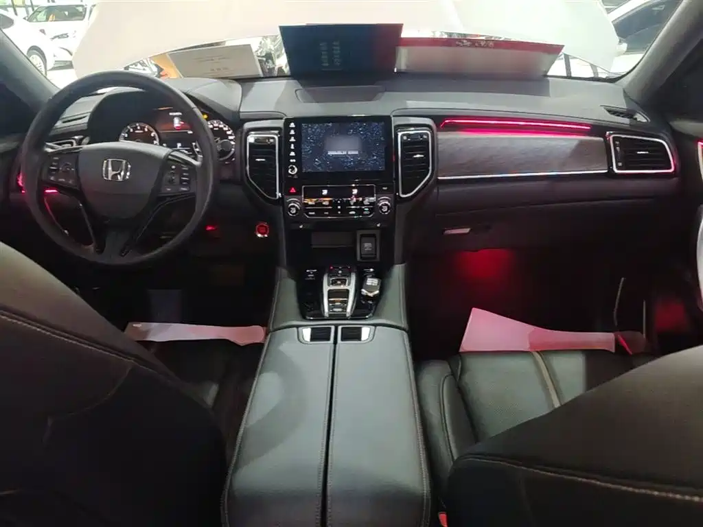 Honda UR-V — фото 10