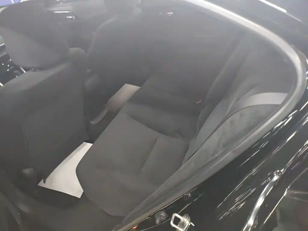 Honda Accord — фото 17