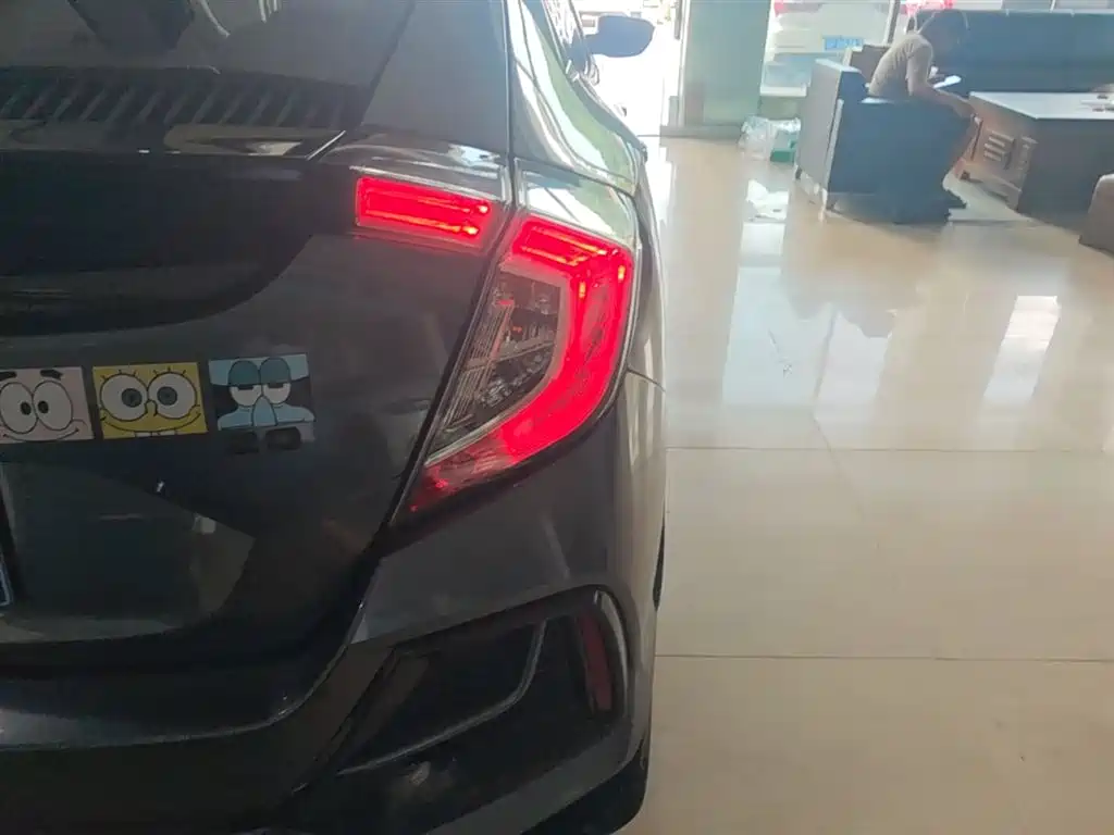 Honda Civic — фото 8