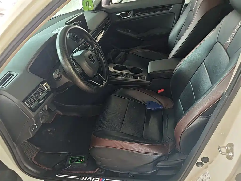 Honda Civic — фото 15