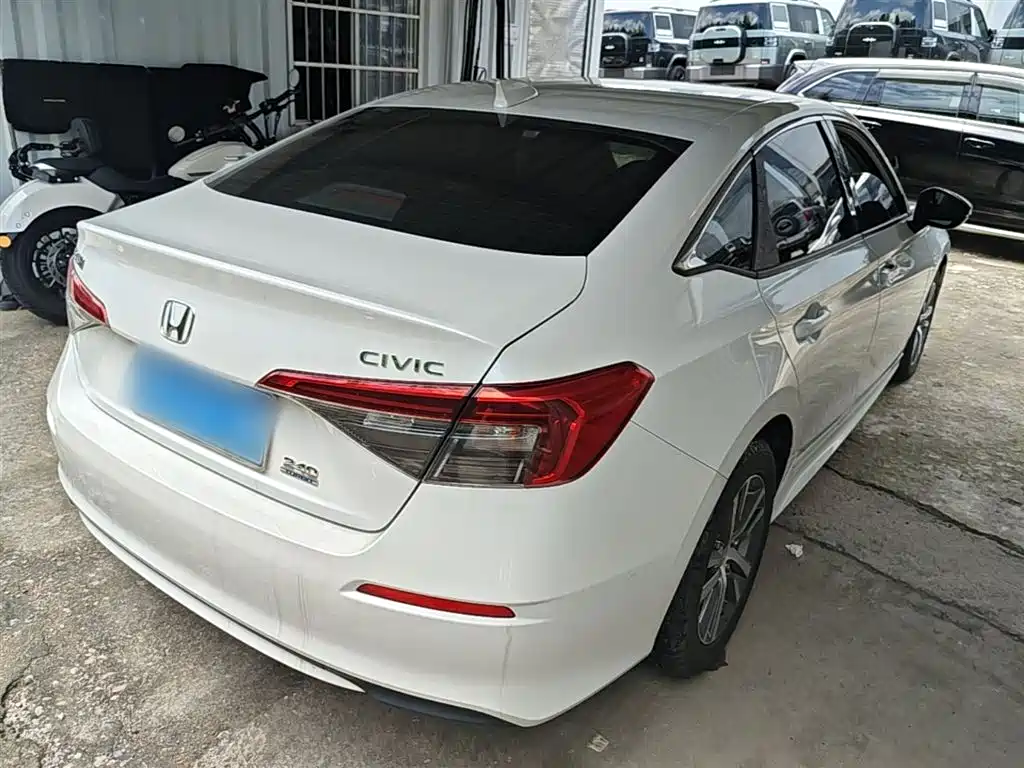 Honda Civic — фото 7