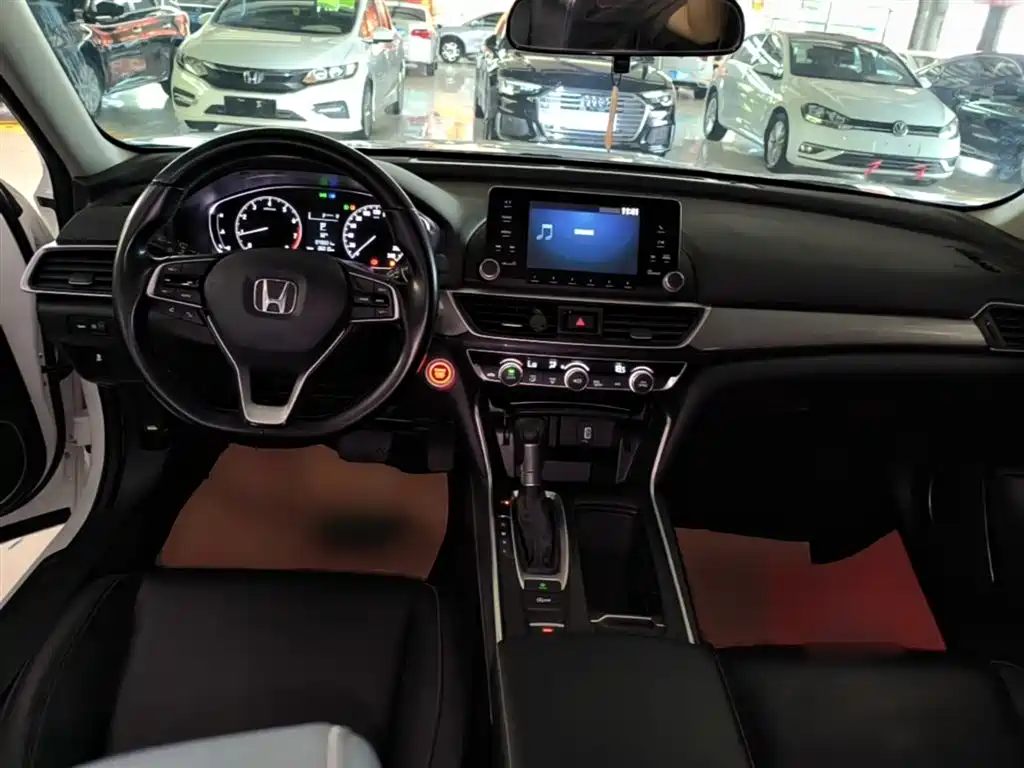 Honda Inspire — фото 10