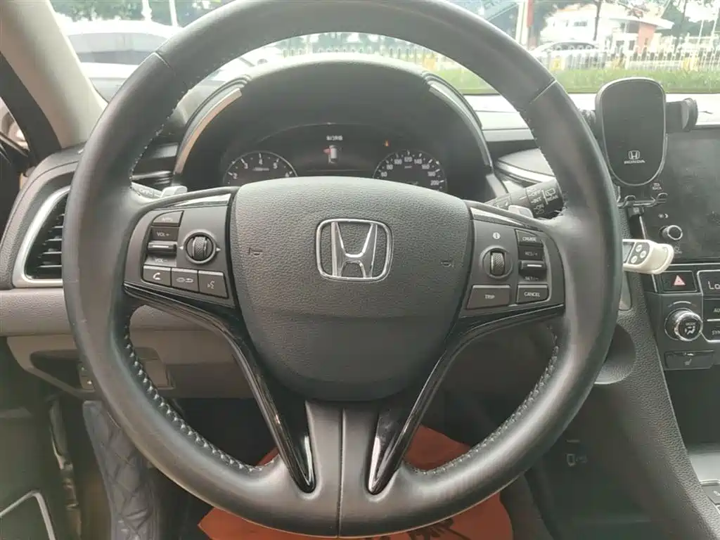 Honda Avancier — фото 11