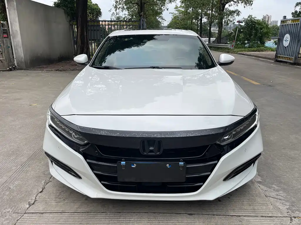 Honda Accord — фото 2