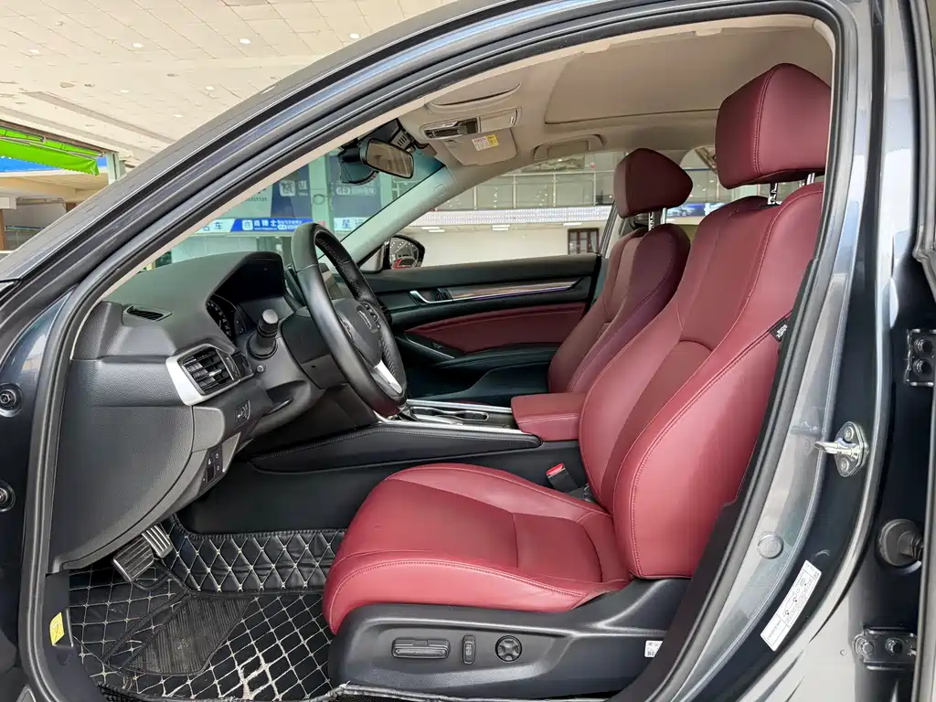 Honda Accord — фото 4