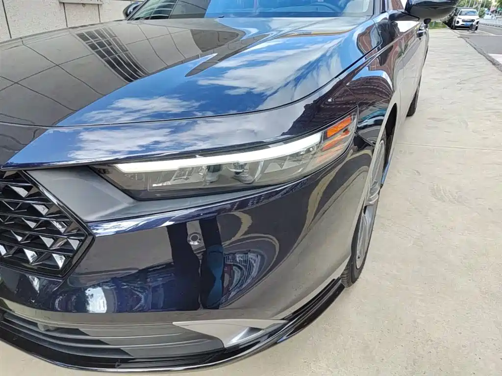 Honda Accord — фото 24