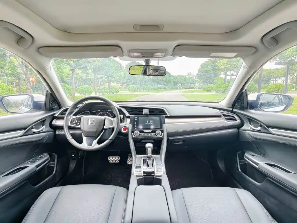 Honda Civic — фото 7