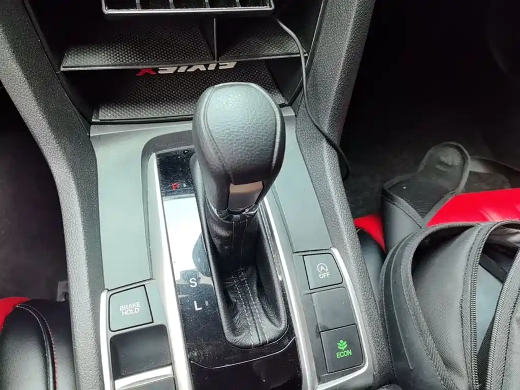 Honda Civic — фото 13