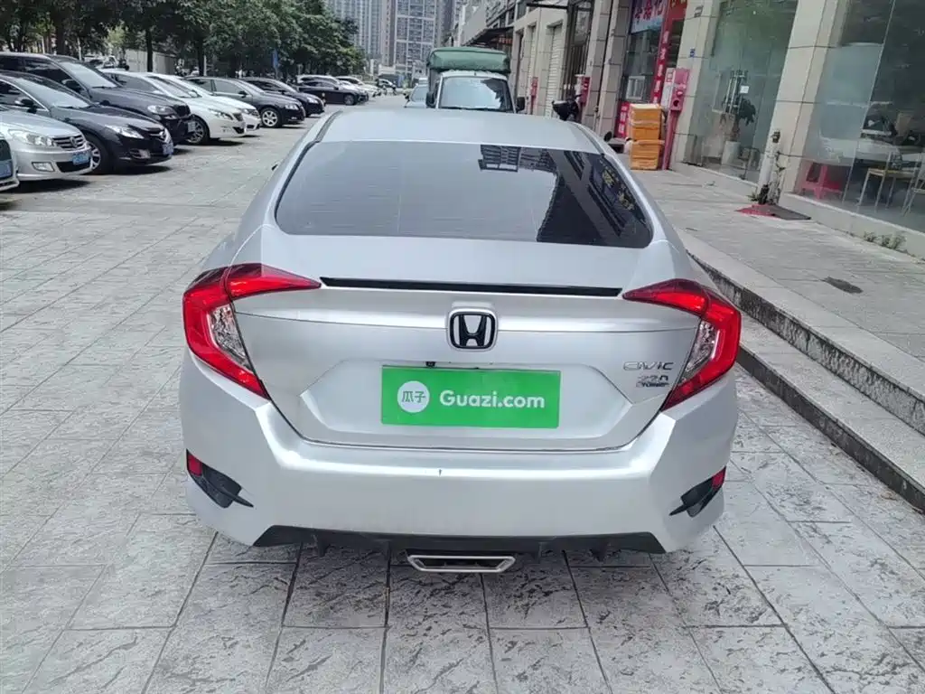 Honda Civic — фото 6