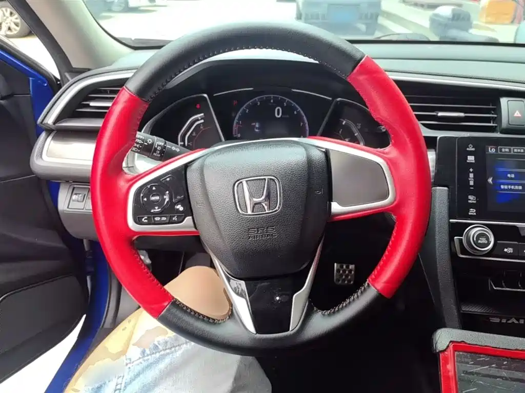 Honda Civic — фото 10